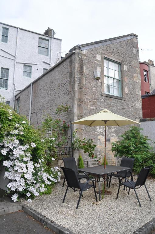The Bank Guest House Hawick Exterior photo